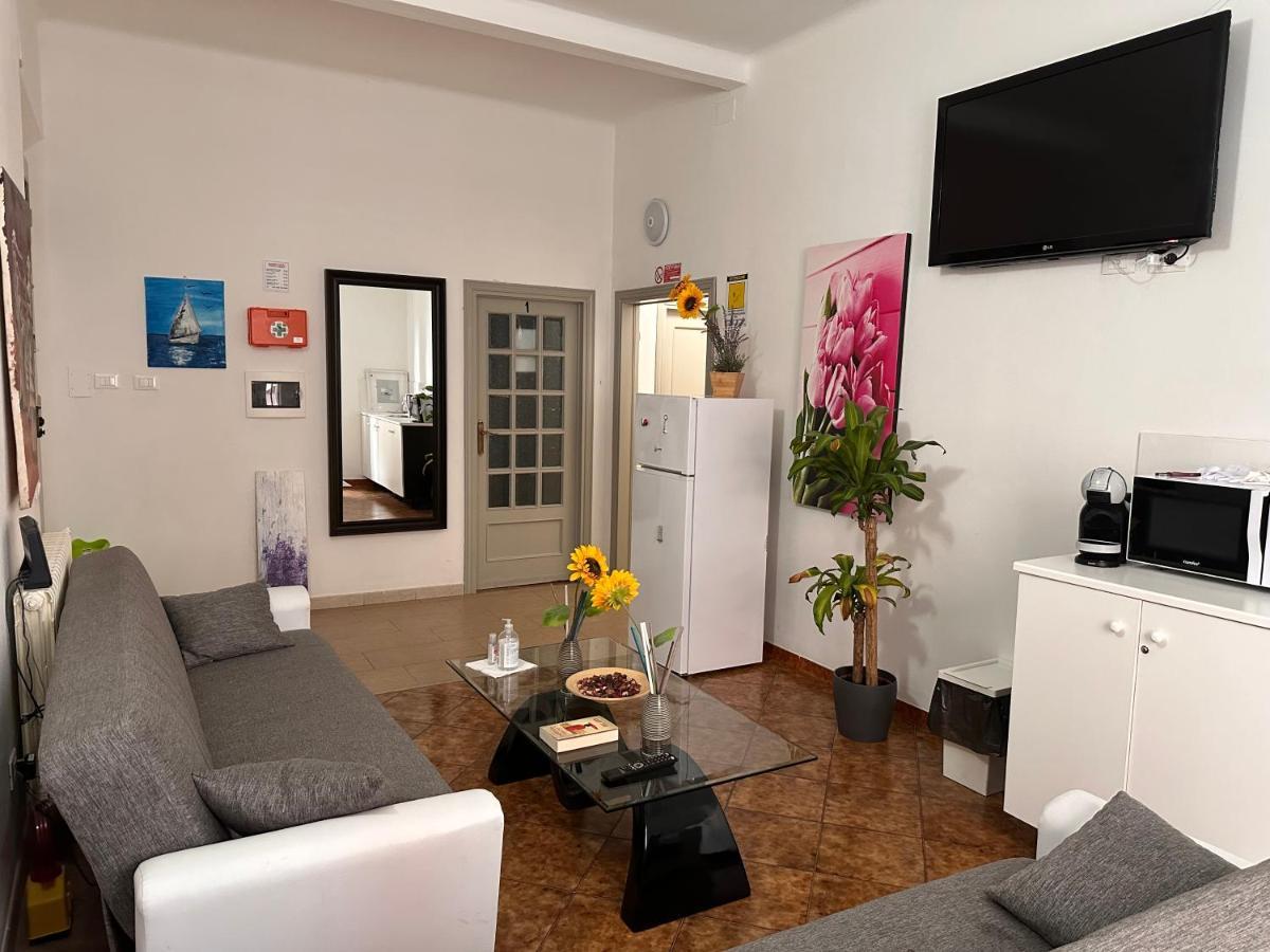Crown Guest House Pisa Ngoại thất bức ảnh