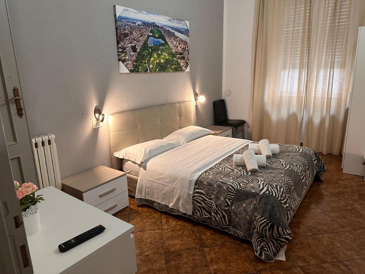 Crown Guest House Pisa Ngoại thất bức ảnh